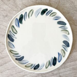 Assiette à dessert – Motif marques de pinceaux bleu et vert